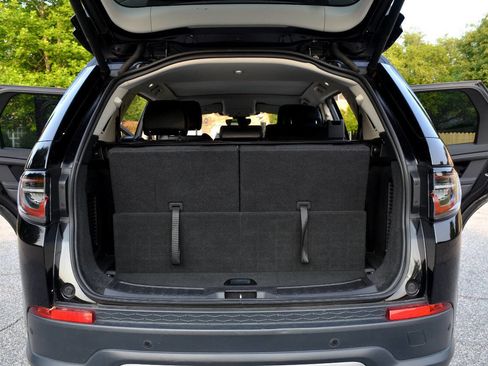 Used 2020 Land Rover Discovery Sport S image 12