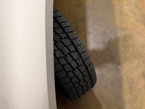 Used 2018 Ford F250 XL w/ Power Equipment Group AWD/4WD image 52