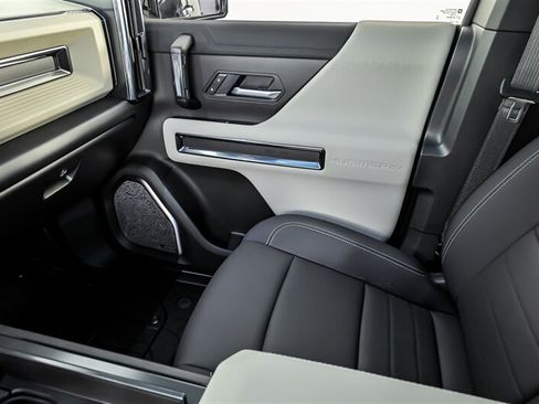 Used 2026 GMC Hummer EV 4x4 Crew Cab image 30