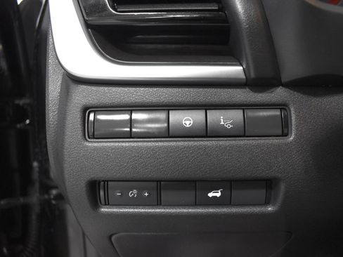 Certified 2022 Nissan Rogue Platinum w/ Head-Up Display Package FWD image 19