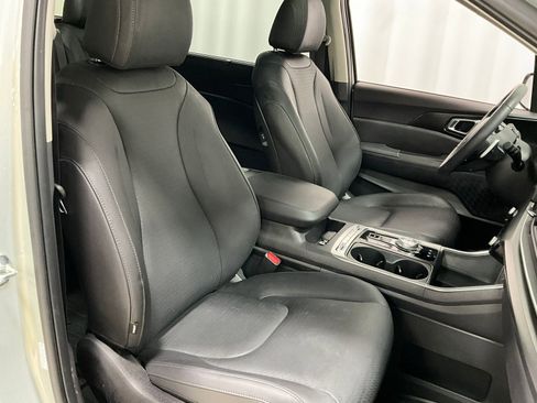 Used 2026 Kia Carnival SX Prestige image 9