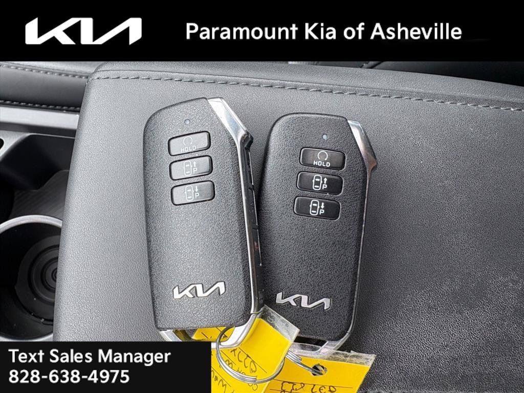 Certified 2023 Kia Niro Wave FWD image 27