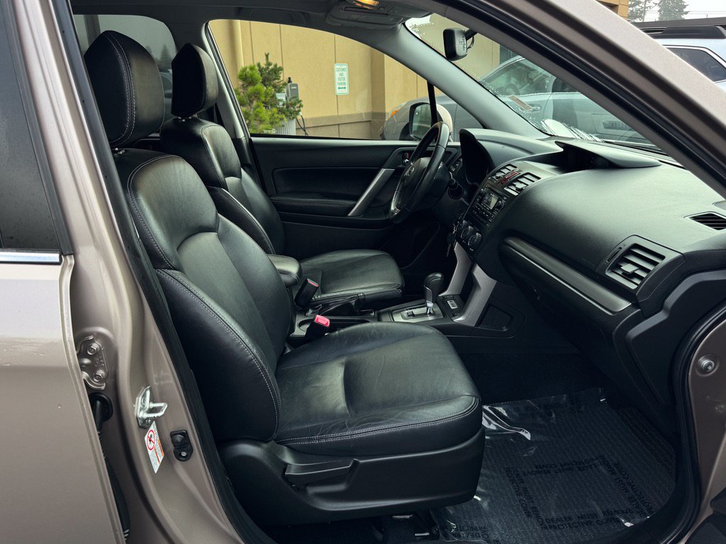 Used 2014 Subaru Forester 2.5i Limited AWD/4WD image 21
