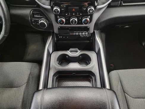 Used 2019 RAM 1500 Big Horn AWD/4WD image 16