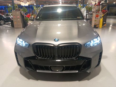 Certified 2024 BMW X5 xDrive50e w/ Executive Package AWD/4WD image 9