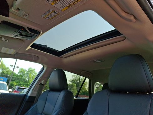 Certified 2024 Subaru Outback Limited AWD/4WD image 15