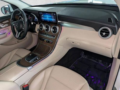 Certified 2022 Mercedes-Benz GLC 300 image 23