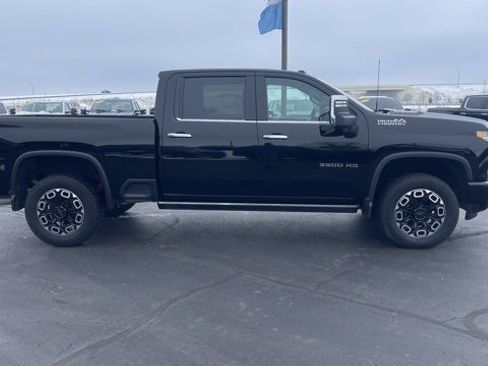 Used 2023 Chevrolet Silverado 3500 High Country image 7