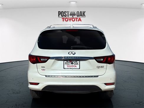 Used 2019 INFINITI QX60 Luxe w/ Essential Package image 6