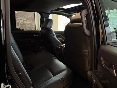 Certified 2025 Toyota Tacoma TRD Sport image 7