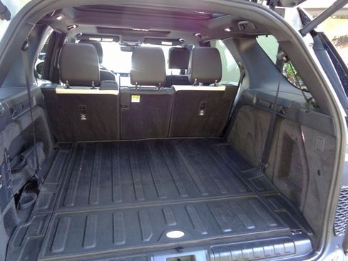 Used 2021 Land Rover Discovery S R-Dynamic AWD/4WD image 19