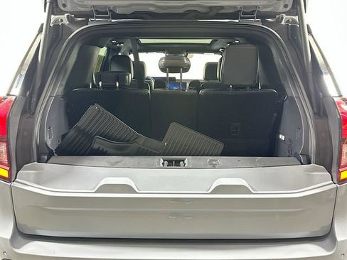 Used 2025 Ford Expedition Tremor AWD/4WD image 36