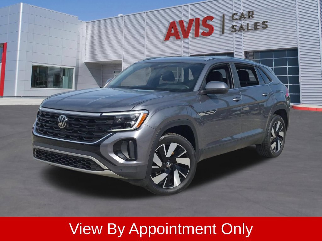 Used 2025 Volkswagen Atlas Cross Sport SE FWD image 1