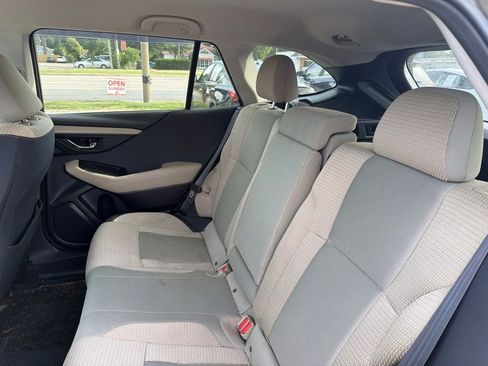 Used 2022 Subaru Outback Premium AWD/4WD image 11