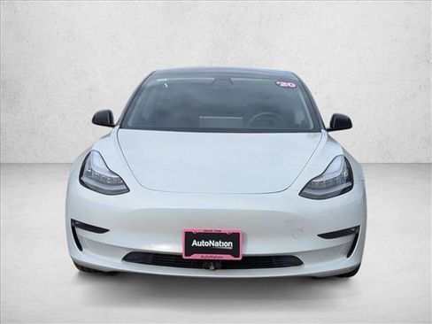 Used 2020 Tesla Model 3 Long Range image 2
