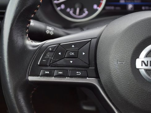 Used 2023 Nissan Sentra SR w/ Midnight Edition Package image 12