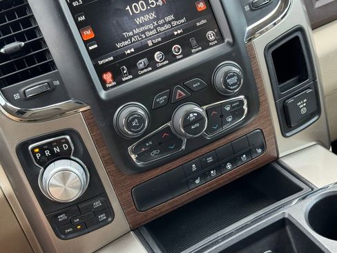 Used 2013 RAM 1500 Laramie w/ Convenience Group image 26