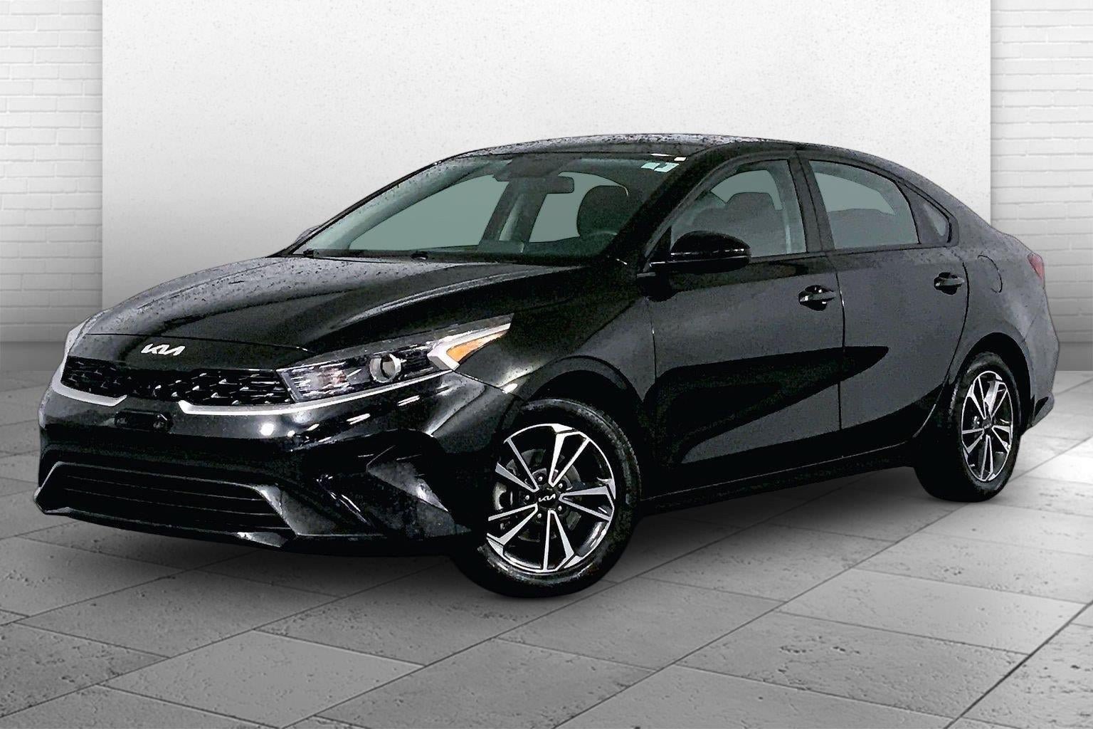 Used 2024 Kia Forte Sedan FWD image 12