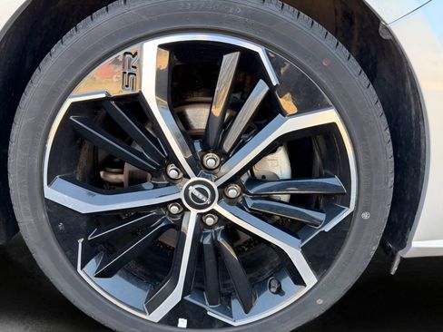 Used 2023 Nissan Altima 2.5 SR image 9