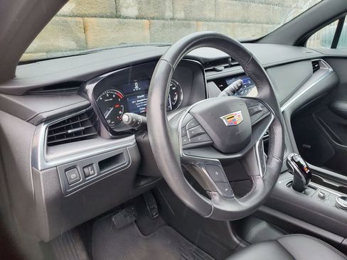 Used 2023 Cadillac XT5 Luxury image 21