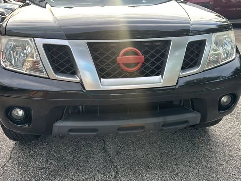 Used 2020 Nissan Frontier PRO-4X w/ Pro-4x Utility Package image 34