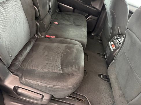 Used 2015 Nissan Pathfinder SV AWD/4WD image 24