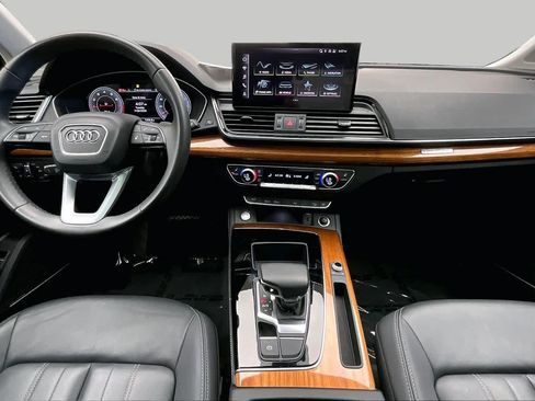 Used 2023 Audi Q5 2.0T Premium Plus w/ Premium Plus Package AWD/4WD image 16