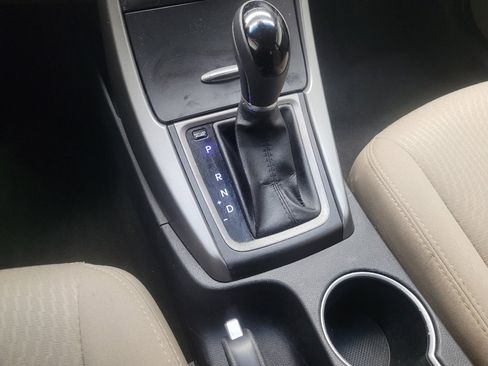 Used 2014 Hyundai Elantra SE w/ Option Group 02 FWD image 26