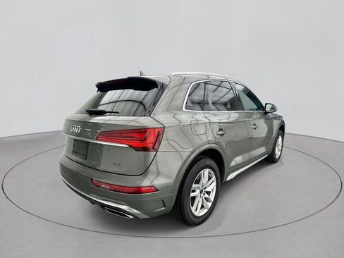 Used 2023 Audi Q5 2.0T Premium w/ Convenience Package AWD/4WD image 4