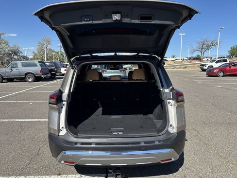 Used 2023 Nissan Rogue Platinum w/ Platinum Premium Package AWD/4WD image 32