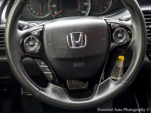 Used 2016 Honda Accord Sport image 17