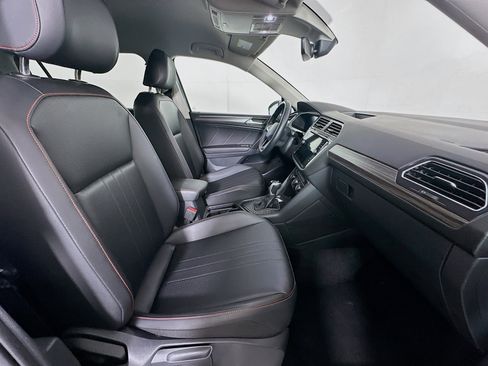 Used 2024 Volkswagen Tiguan Wolfsburg Edition image 31