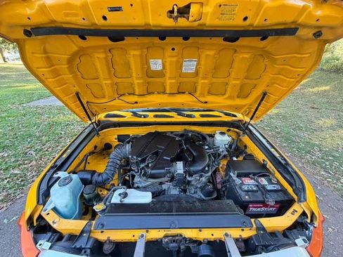 Used 2007 Toyota FJ Cruiser 2WD image 26