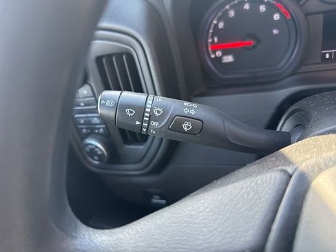 Used 2025 Chevrolet Silverado 2500 W/T w/ WT Convenience Package image 21