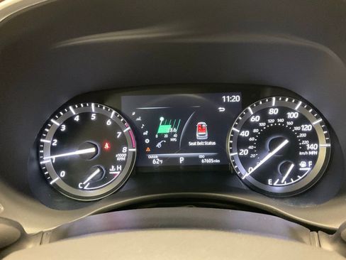 Used 2021 Toyota Highlander XSE image 2