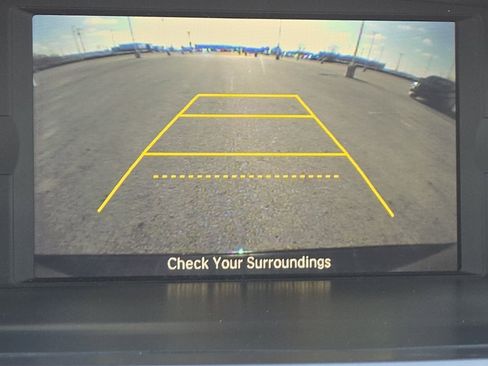 Used 2016 Honda Odyssey SE image 4