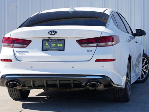 Used 2019 Kia Optima EX image 4