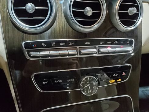 Used 2019 Mercedes-Benz C 300 Sedan image 31