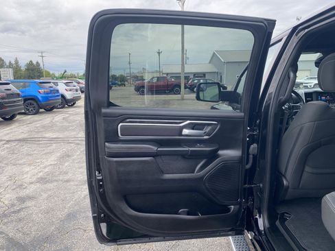 Used 2023 RAM 1500 Big Horn AWD/4WD image 31