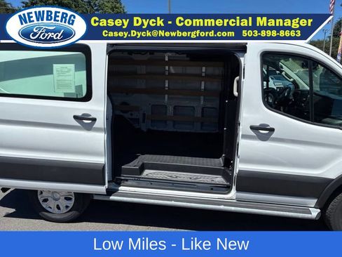 Used 2025 Ford Transit 250 Low Roof w/ Exterior Upgrade Package RWD image 12
