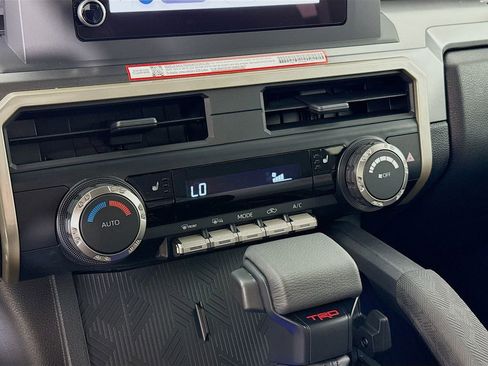 New 2026 Toyota Tacoma TRD Off-Road AWD/4WD image 18
