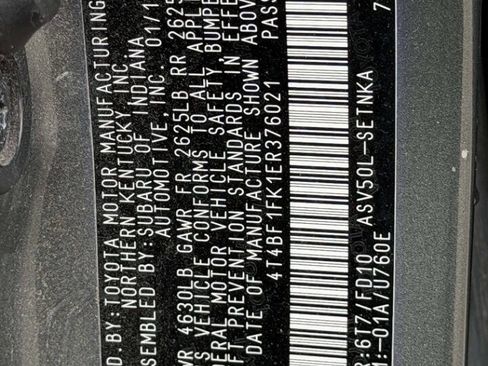 Used 2014 Toyota Camry LE image 12