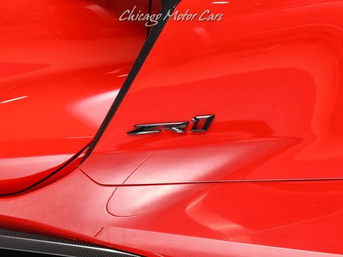 Used 2026 Chevrolet Corvette ZR1 w/ ZR1 Carbon Fiber Aero Package image 36