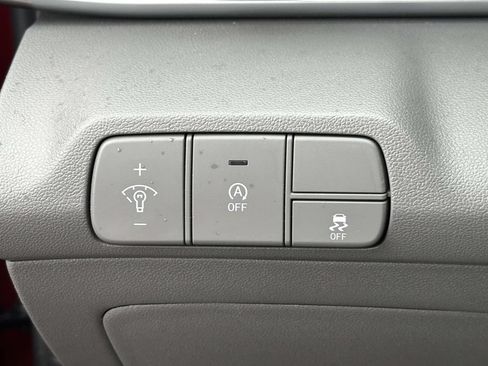 Used 2024 Hyundai Elantra SE FWD image 26