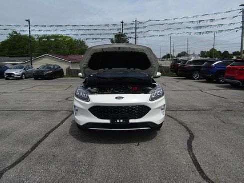 Used 2022 Ford Escape Titanium AWD/4WD image 25