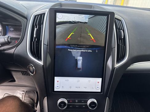 Used 2022 Ford Edge SEL w/ Convenience Package image 37