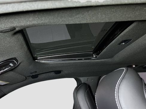 New 2025 Jeep Grand Cherokee Altitude image 26