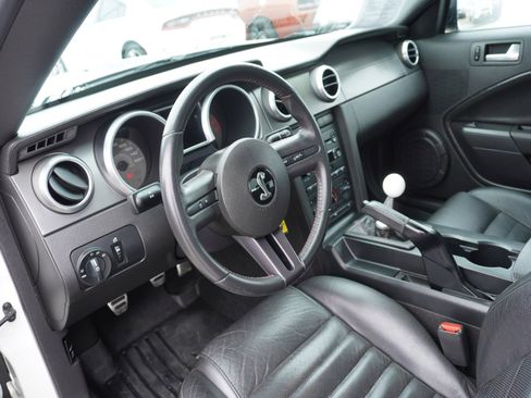 Used 2007 Ford Mustang Shelby GT500 image 2