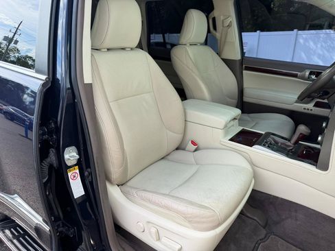 Used 2018 Lexus GX 460 Premium w/ Premium Package AWD/4WD image 47