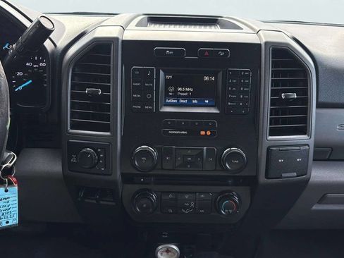 Used 2018 Ford F250 XL w/ Power Equipment Group AWD/4WD image 19